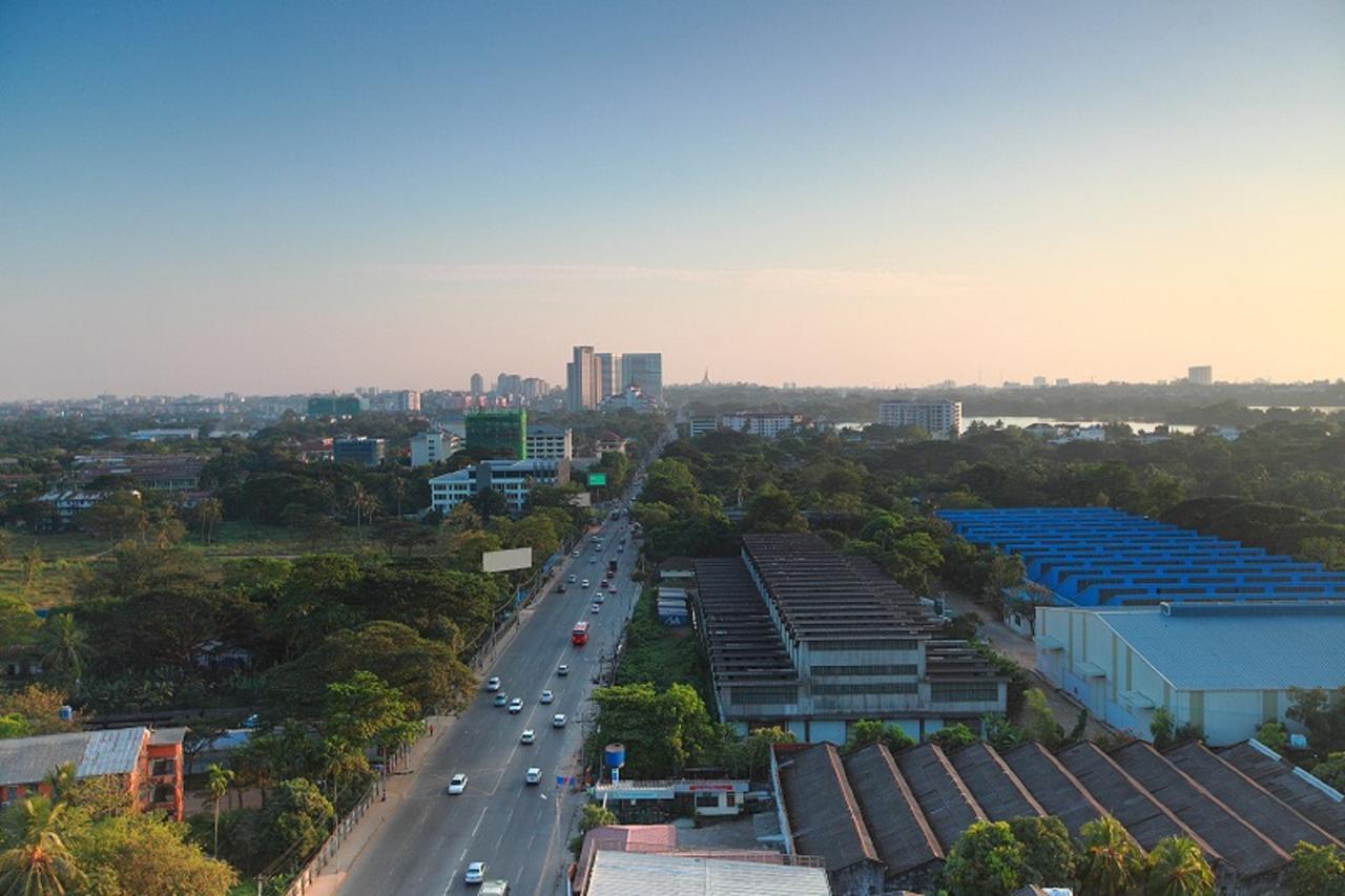 Super Hotel Yangon Exteriör bild
